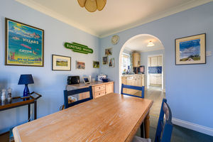 Breakfast Room- click for photo gallery
